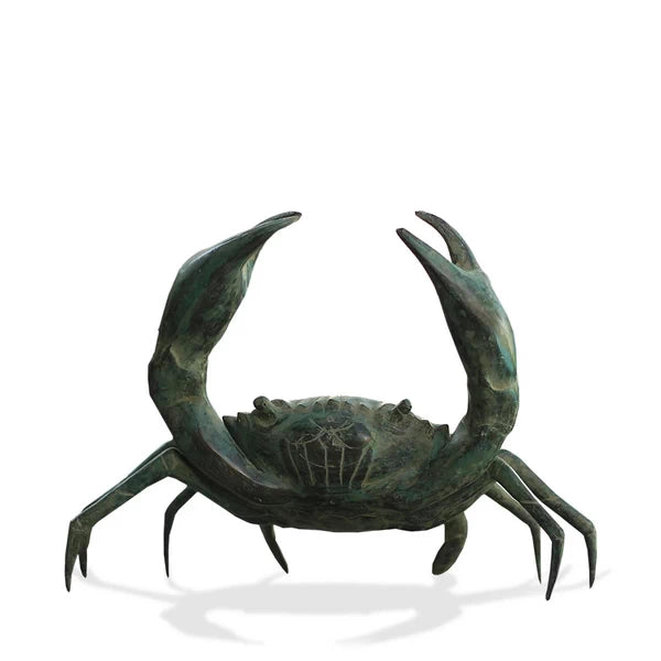 Crabe en laiton : une sculpture maritime pour les amoureux des objets déco uniques.